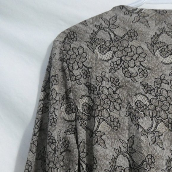 GEOFFREY BEENE | large | Floral Print V-Neck Blouse | Made In USA | NWOT - Picture 10 of 16